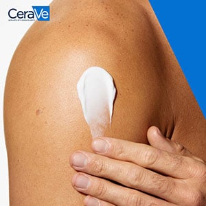man_applying_shoulder